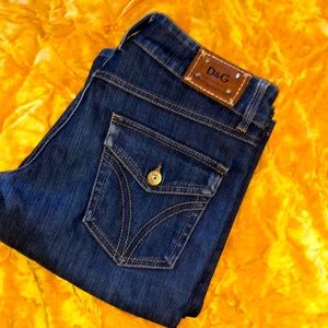 D&G distressed jeans Italian size 40/US Small 4-6.Inseam 34 Long length